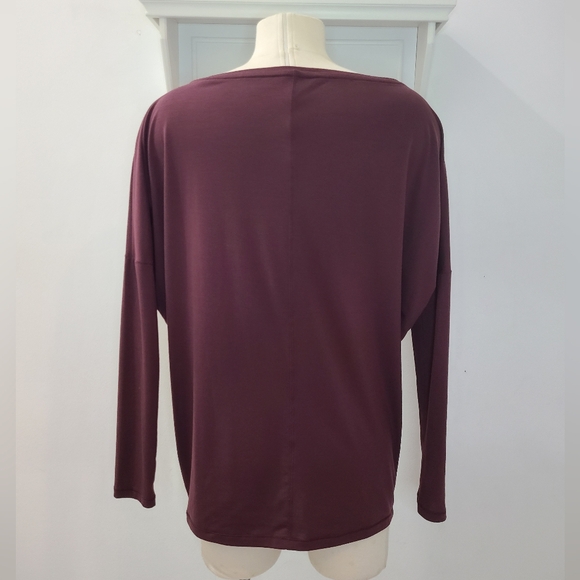 Athleta Essence Flow Long Sleeve Shirt in Antique Burgundy XS-S - Picture 11 of 14